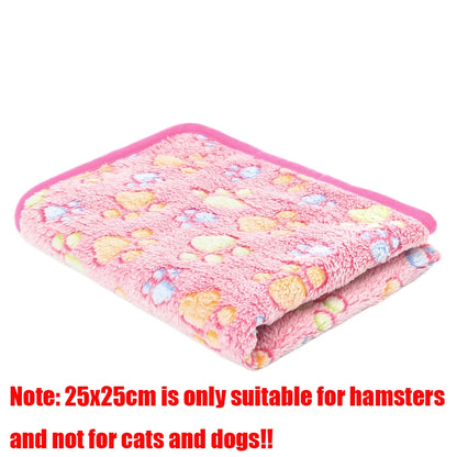 Soft Fluffy High Quality Pet Blanket Flannel Dog Sleeping Blanket Warm Comfortable Blanket for Cat Dog
