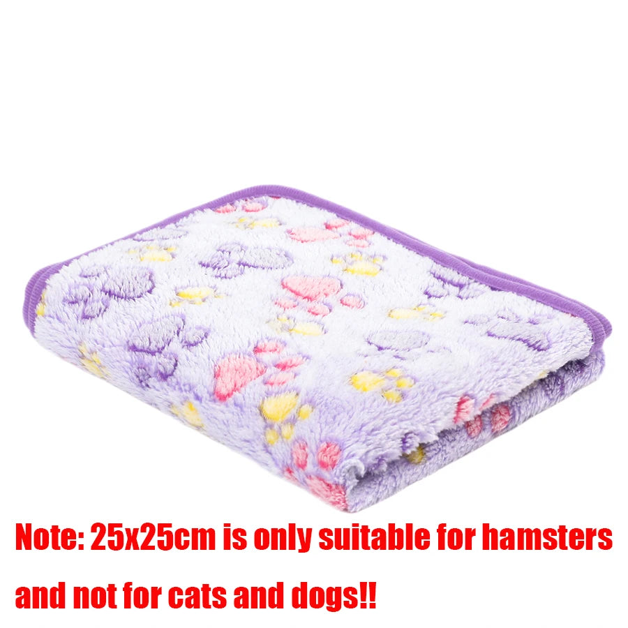 Soft Fluffy High Quality Pet Blanket Flannel Dog Sleeping Blanket Warm Comfortable Blanket for Cat Dog