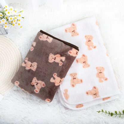 Soft Fluffy High Quality Pet Blanket Flannel Dog Sleeping Blanket Warm Comfortable Blanket for Cat Dog
