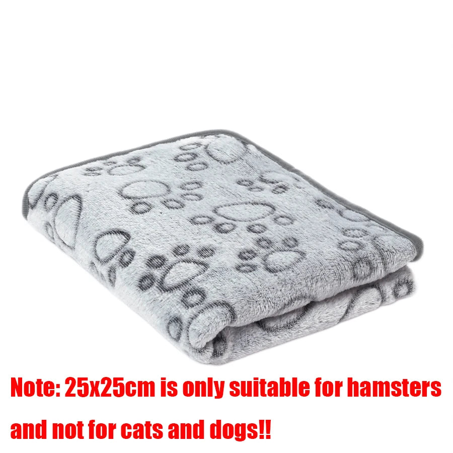 Soft Fluffy High Quality Pet Blanket Flannel Dog Sleeping Blanket Warm Comfortable Blanket for Cat Dog